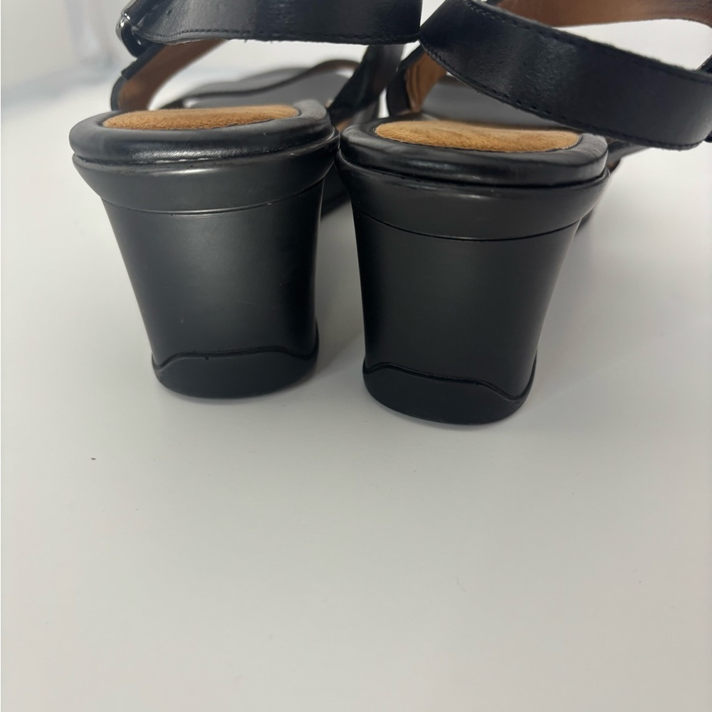 Naturalizer Black Leather Women's Sandals ECU size 9.5N - Picture 4 of 6